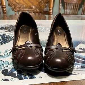 Kenneth Cole Unlisted